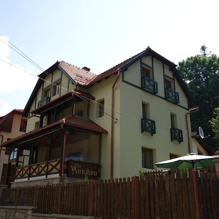 Villa Atriolum 바일레 투슈나드 객실 사진